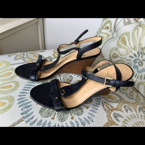 IVANKA TRUMP Black Leather Wedge Heels Shoe Sz 10M - Picture 1 of 6